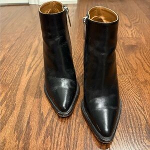 Chloé Black Leather Ankle Boots – Pointed Toe Block Heel – EU 35.5 / US 5.5